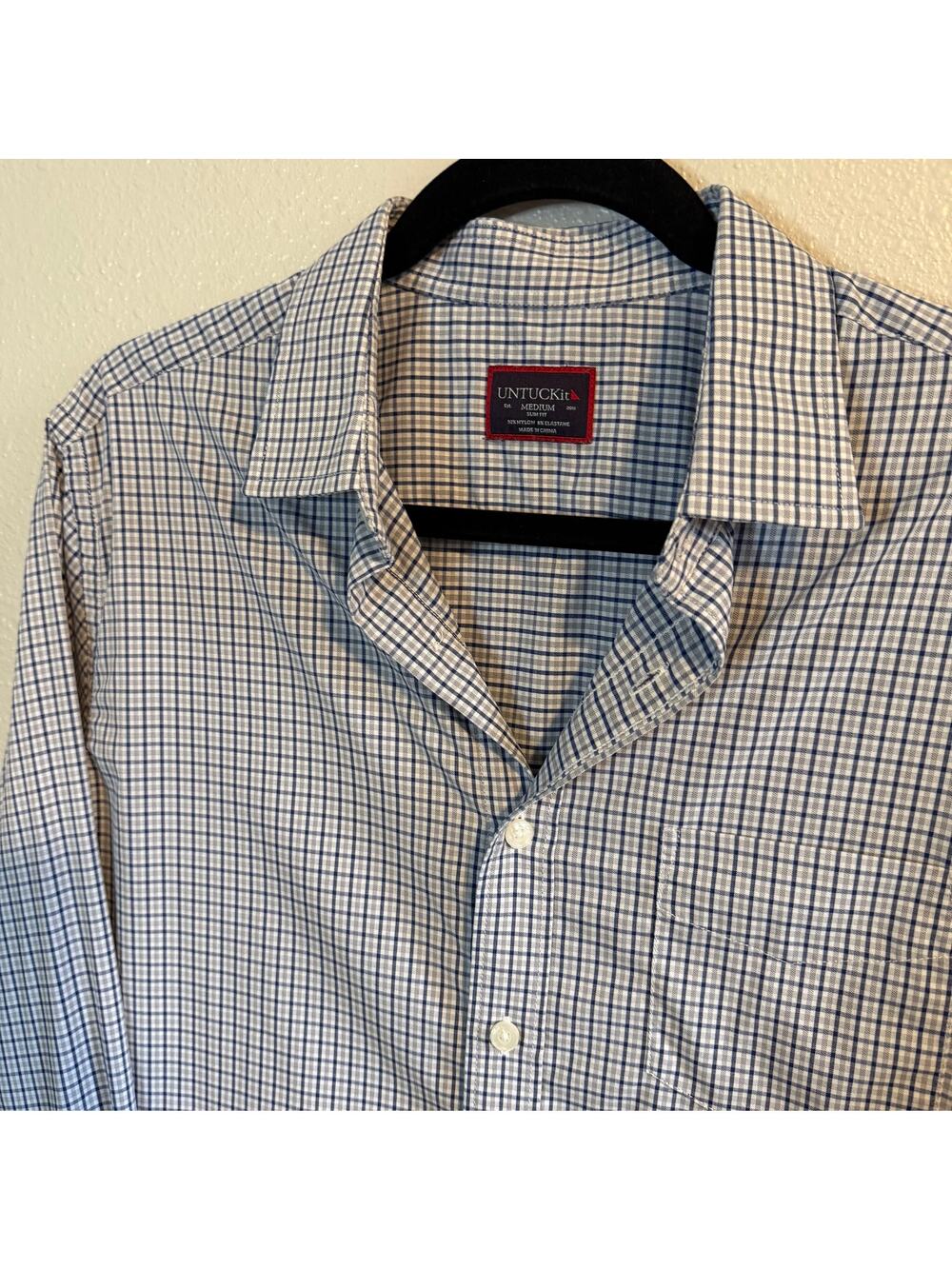 Untuckit Men's Long Sleeve Slim Fit Button Up Size M